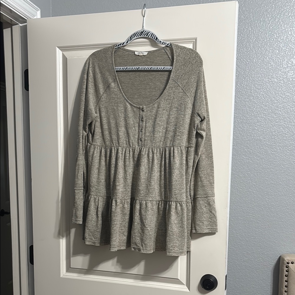 In Bloom Gray Long Sleeve Peplum Tunic